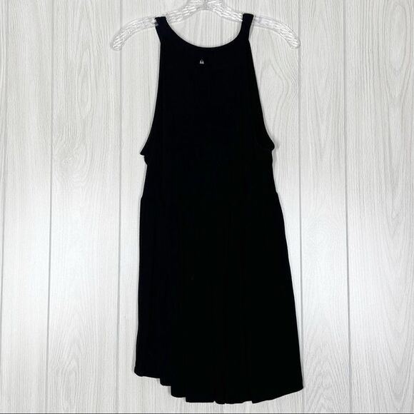 Torrid | Super Soft Black High Neck Tank Size 0X - Picture 2 of 7